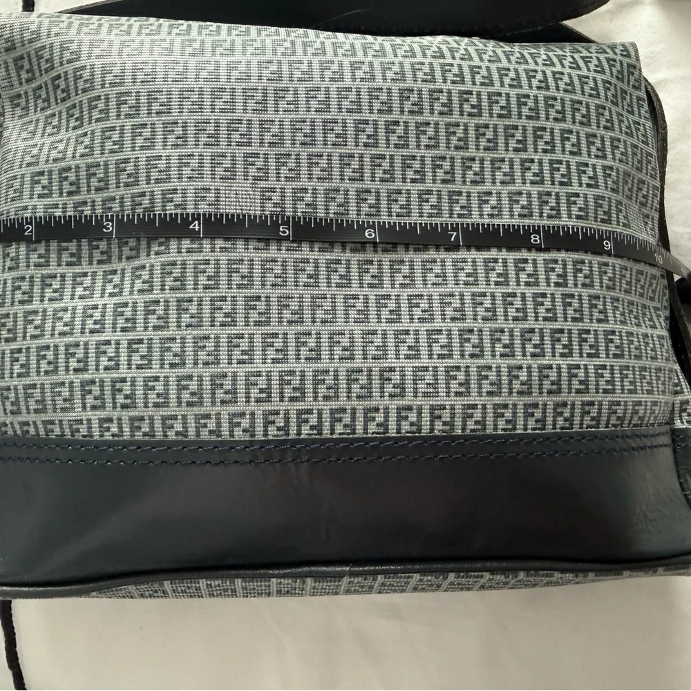 Vintage Fendi Zucca Canvas Shoulder Bag – Blue/Gray Monogram – Made in Italy - Picture 15 of 16